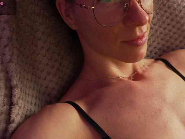 Model: KatyKar