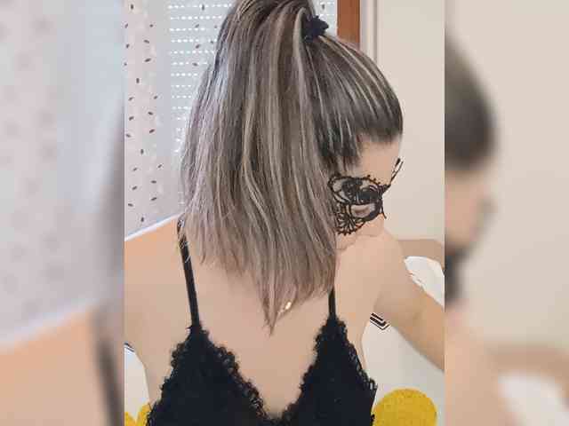 Modella: elina94p
