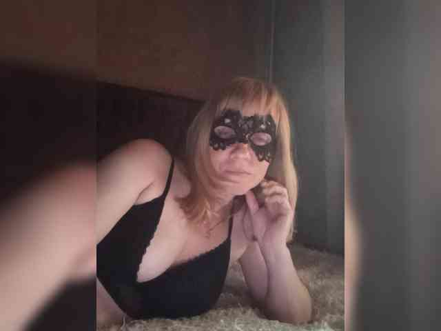 -KisA-LovEa webcam