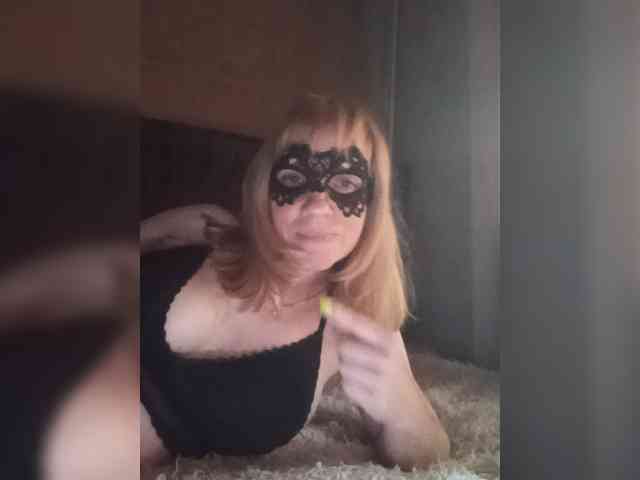 -KisA-LovEa webcam