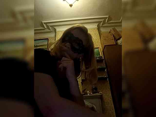 -KisA-LovEa webcam