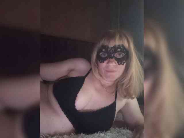 -KisA-LovEa webcam