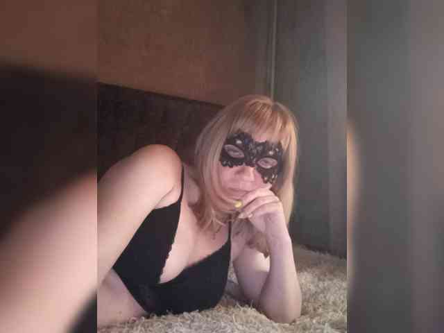 -KisA-LovEa webcam