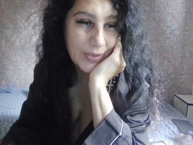 KarinaCecillia live cam on BongaCams