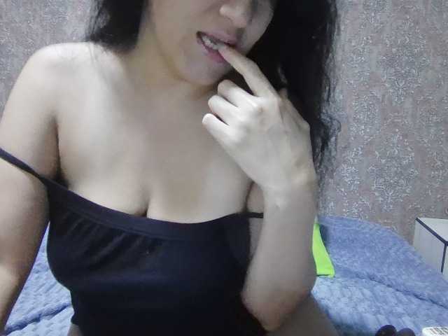 KarinaCecillia live webcam show