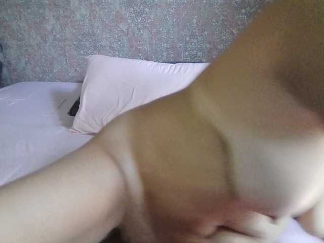 KarinaCecillia live cam on BongaCams