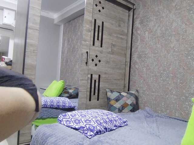 KarinaCecillia live cam on BongaCams