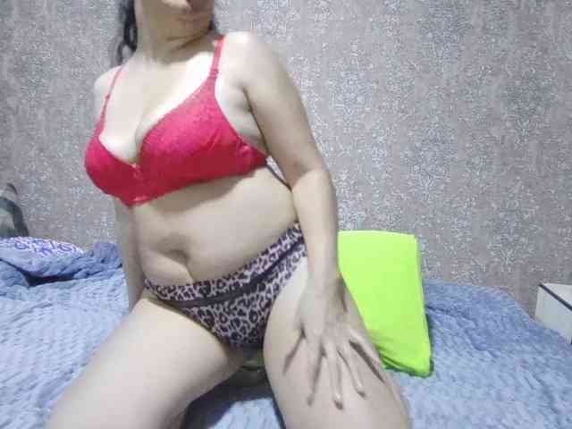 KarinaCecillia webcam