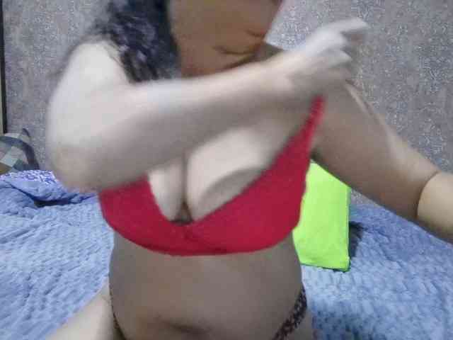 KarinaCecillia webcam
