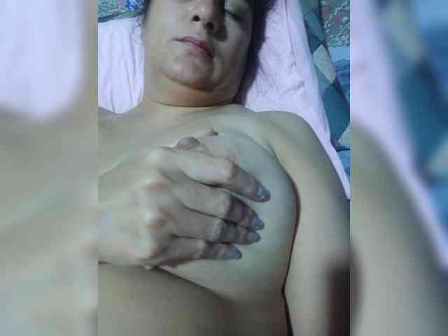 KarinaCecillia KarinaCecillia