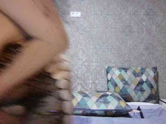 KarinaCecillia webcam