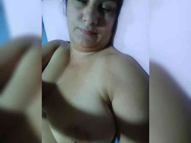 KarinaCecillia webcam
