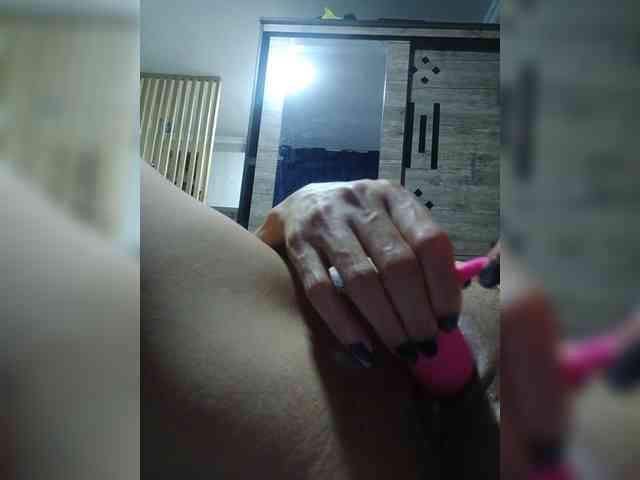 KarinaCecillia KarinaCecillia