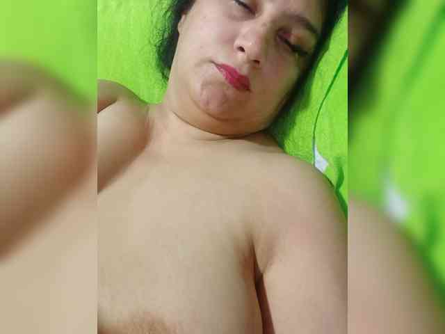 KarinaCecillia webcam