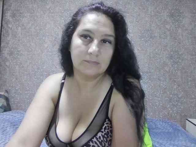 KarinaCecillia webcam