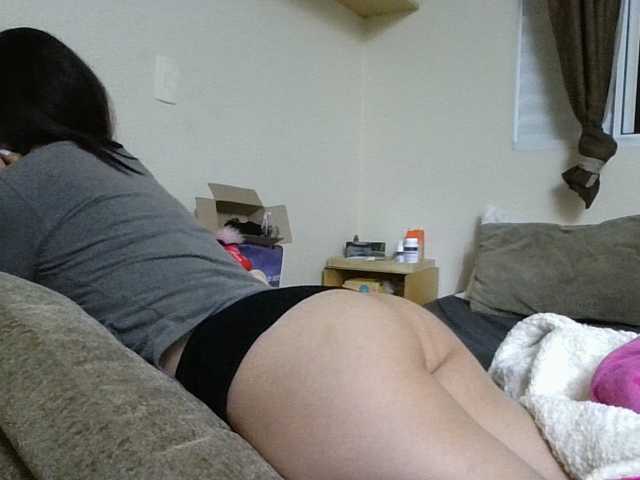 GabriellaManhas live cam preview
