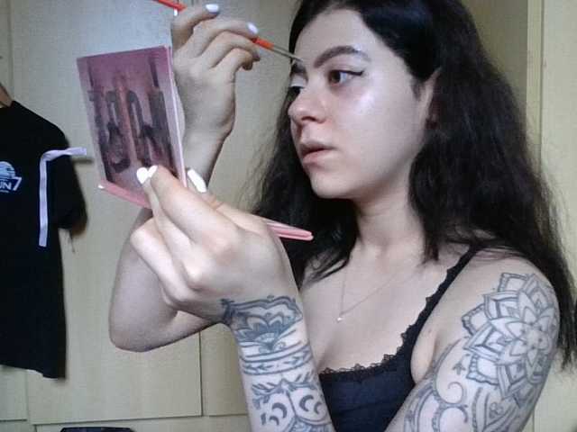 GabriellaManhas live cam preview