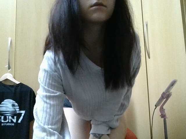 GabriellaManhas live cam preview