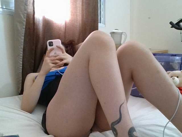 GabriellaManhas, 22 y/o - Live Cam on BongaCams
