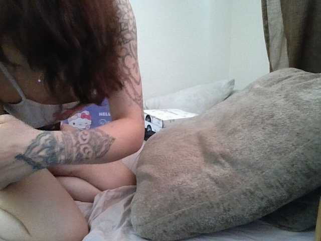 GabriellaManhas live cam on BongaCams