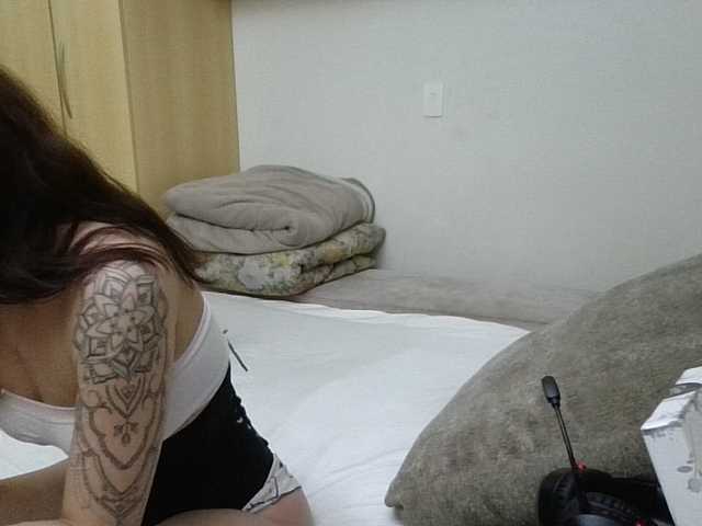 GabriellaManhas live cam on BongaCams