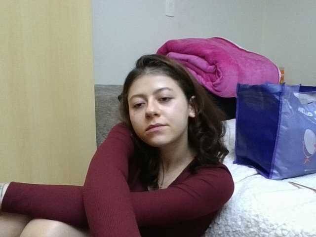 GabriellaManhas live cam preview