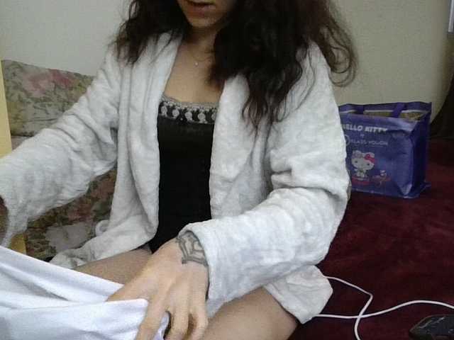 GabriellaManhas live cam on BongaCams