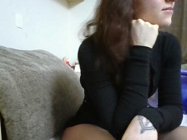 GabriellaManhas live cam preview
