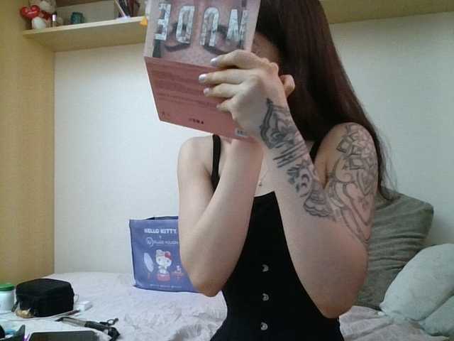 GabriellaManhas live cam on BongaCams