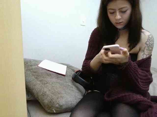 GabriellaManhas webcam