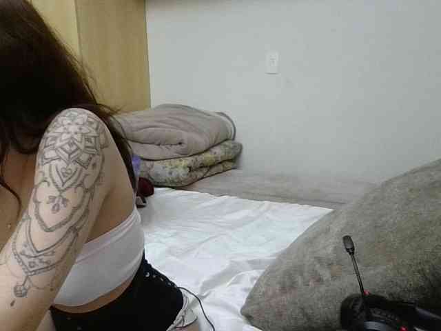 GabriellaManhas webcam