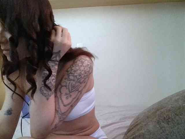 GabriellaManhas webcam