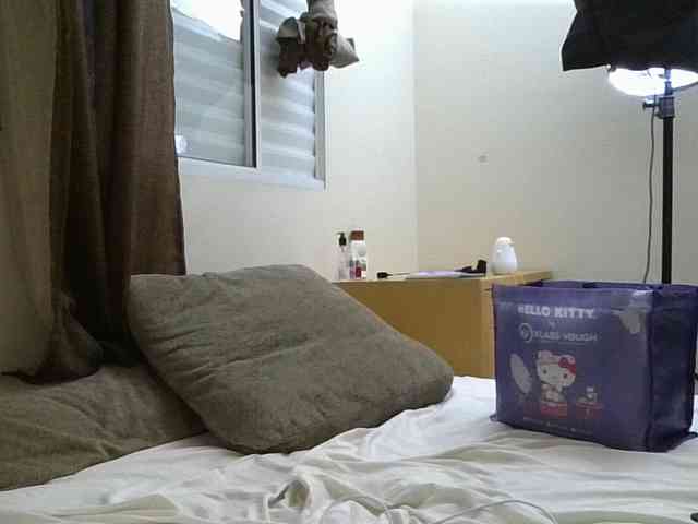 GabriellaManhas webcam