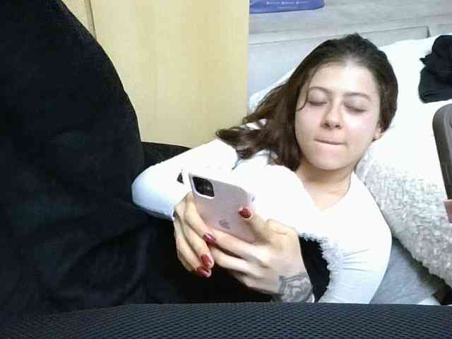 GabriellaManhas webcam