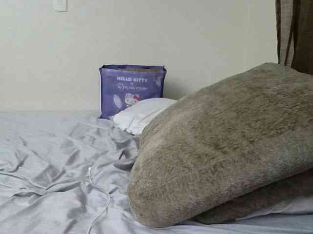 GabriellaManhas webcam
