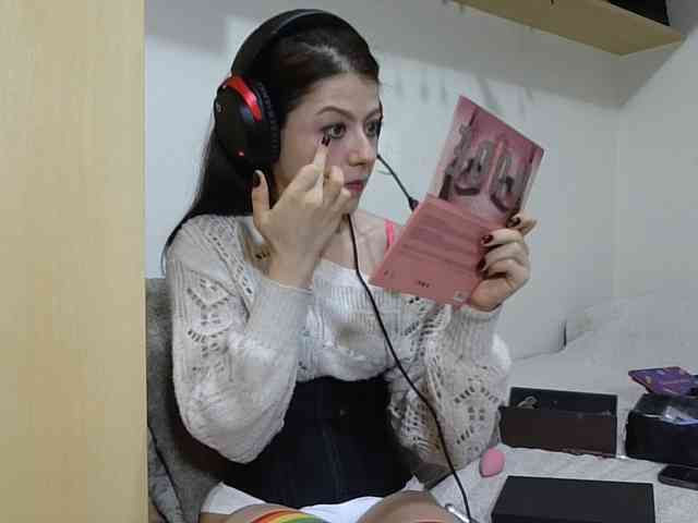 GabriellaManhas webcam