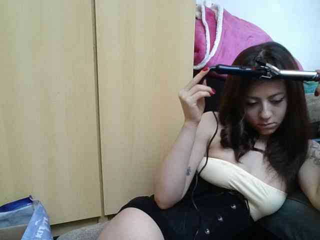 GabriellaManhas webcam