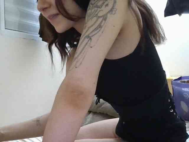 GabriellaManhas webcam