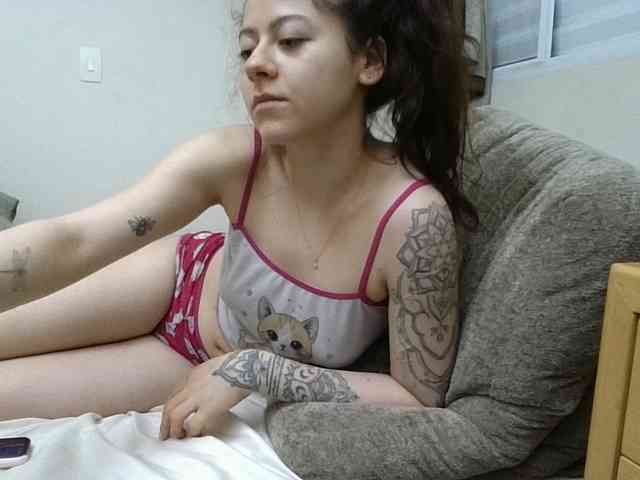 GabriellaManhas webcam
