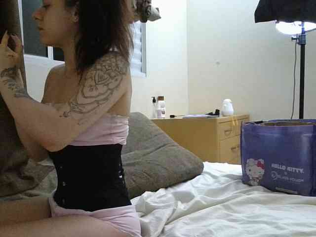 GabriellaManhas webcam
