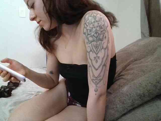 GabriellaManhas Sex Cam Show