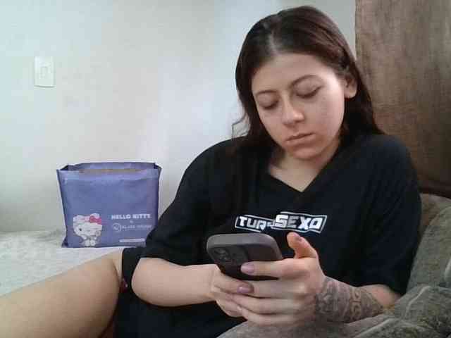 GabriellaManhas webcam