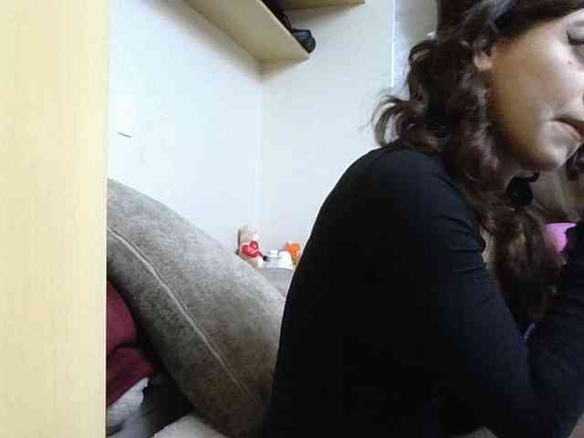 GabriellaManhas webcam