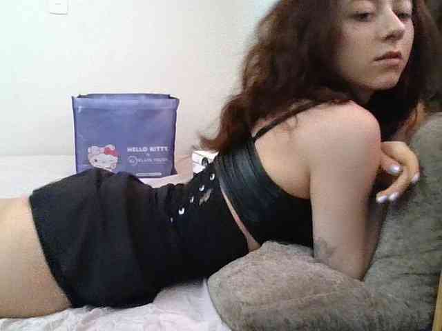 GabriellaManhas webcam