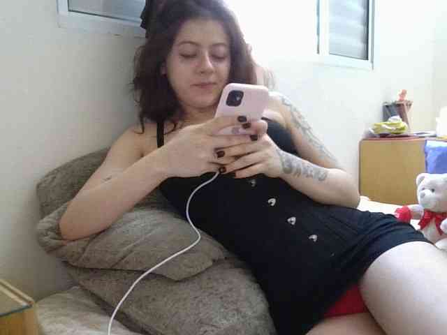 GabriellaManhas webcam