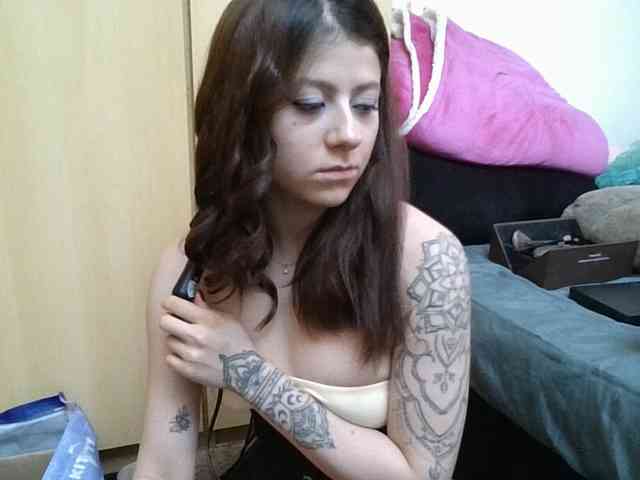 GabriellaManhas webcam