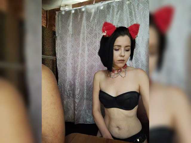 _-DiA-ViK-_