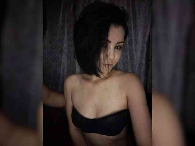 _-DiA-ViK-_ webcam