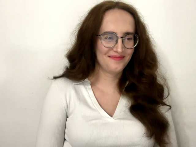 SofiaPleasure live cam preview