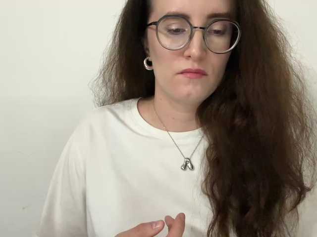 SofiaPleasure live cam preview